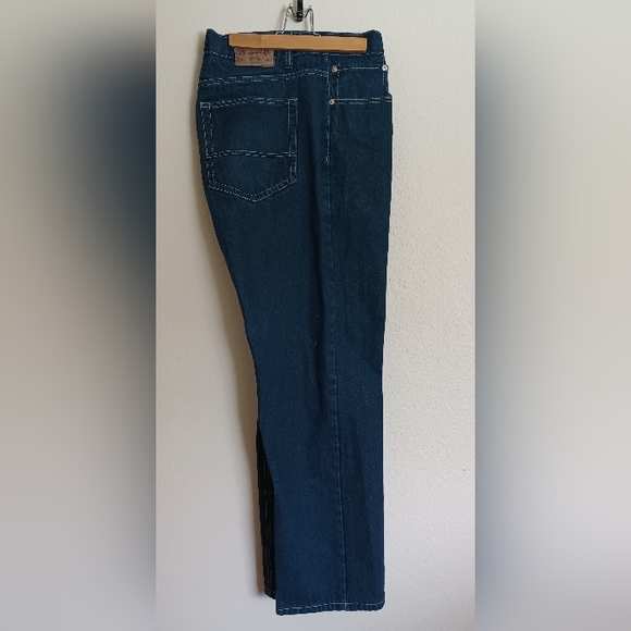 Jeans - Picture 4 of 4